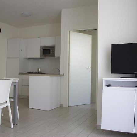Residence La Perla Caorle Exteriör bild