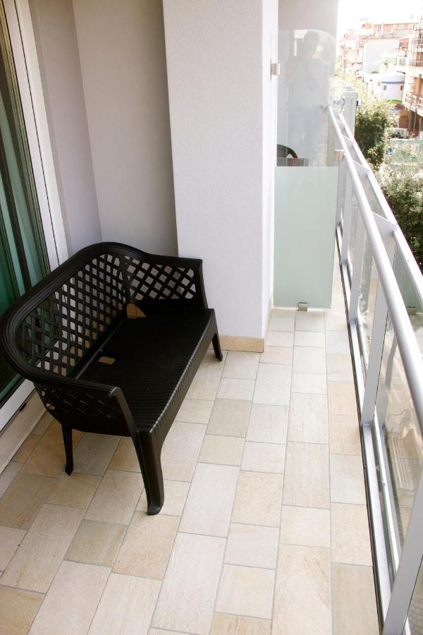 Residence La Perla Caorle Exteriör bild
