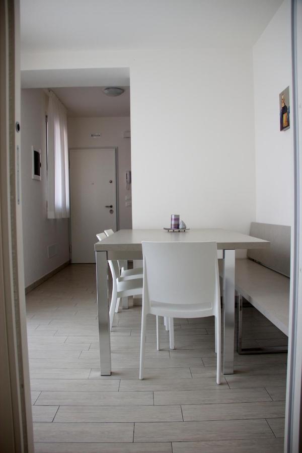 Residence La Perla Caorle Exteriör bild
