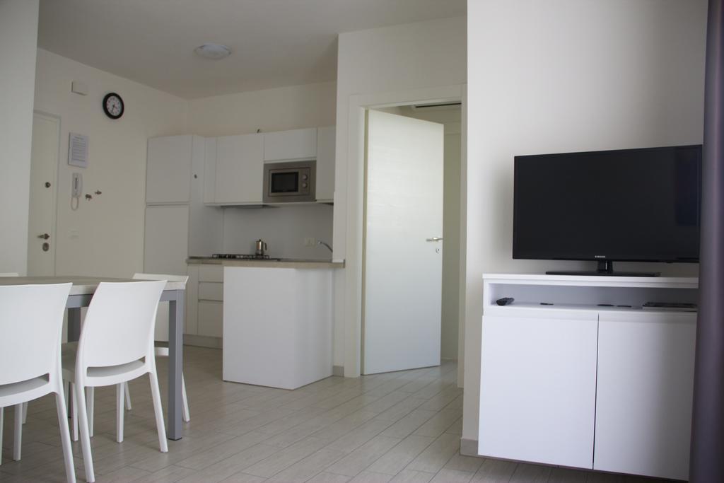 Residence La Perla Caorle Exteriör bild